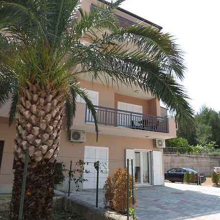 Apartments Ljubicic بودْسْتغانا المظهر الخارجي الصورة
