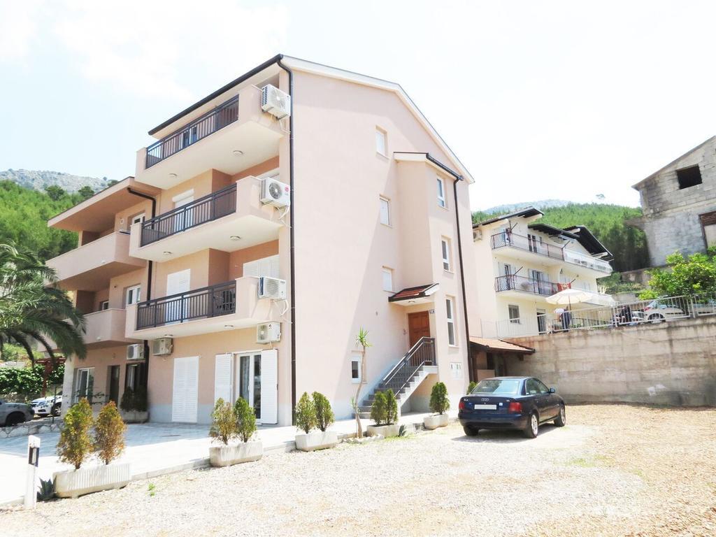 Apartments Ljubicic بودْسْتغانا المظهر الخارجي الصورة
