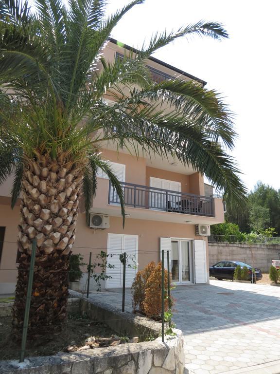 Apartments Ljubicic بودْسْتغانا المظهر الخارجي الصورة
